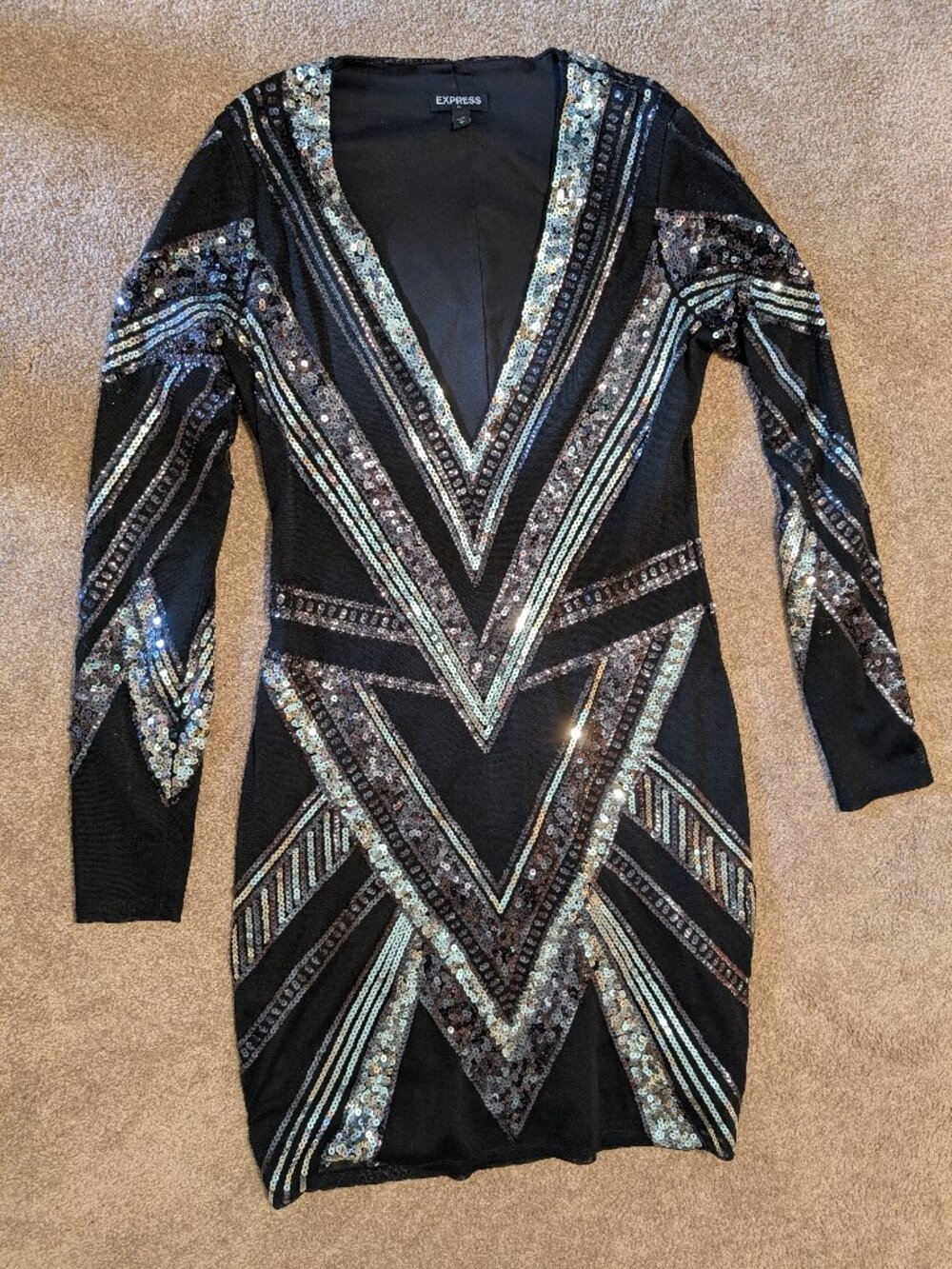 Short Sequin Long Sheer Sleeve Dress. Black Silver. Size Small